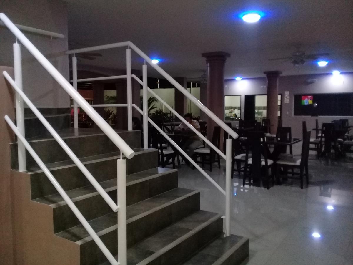 Hotel Soberao Esmeraldas Exterior photo